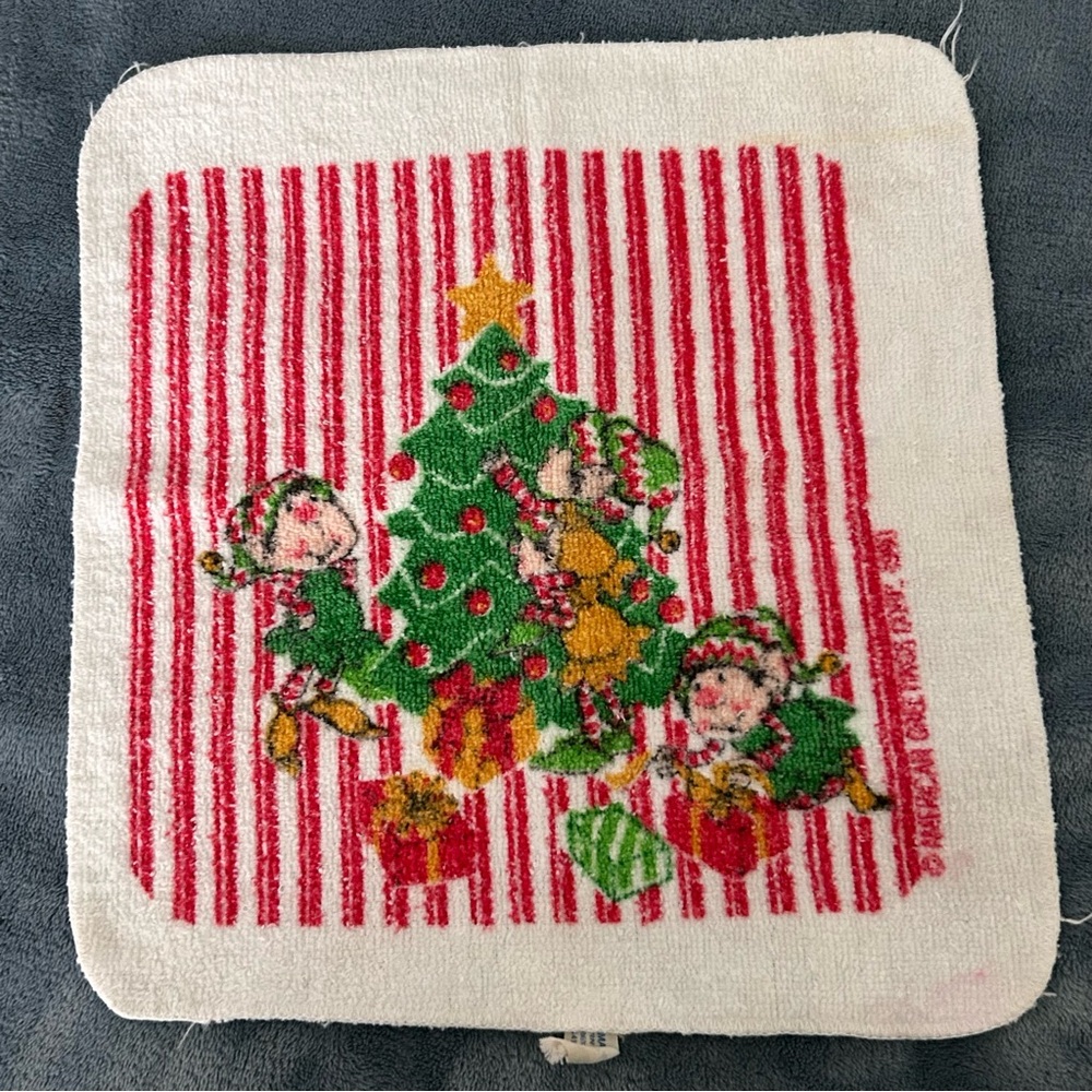 Vintage Elf Christmas Washcloth